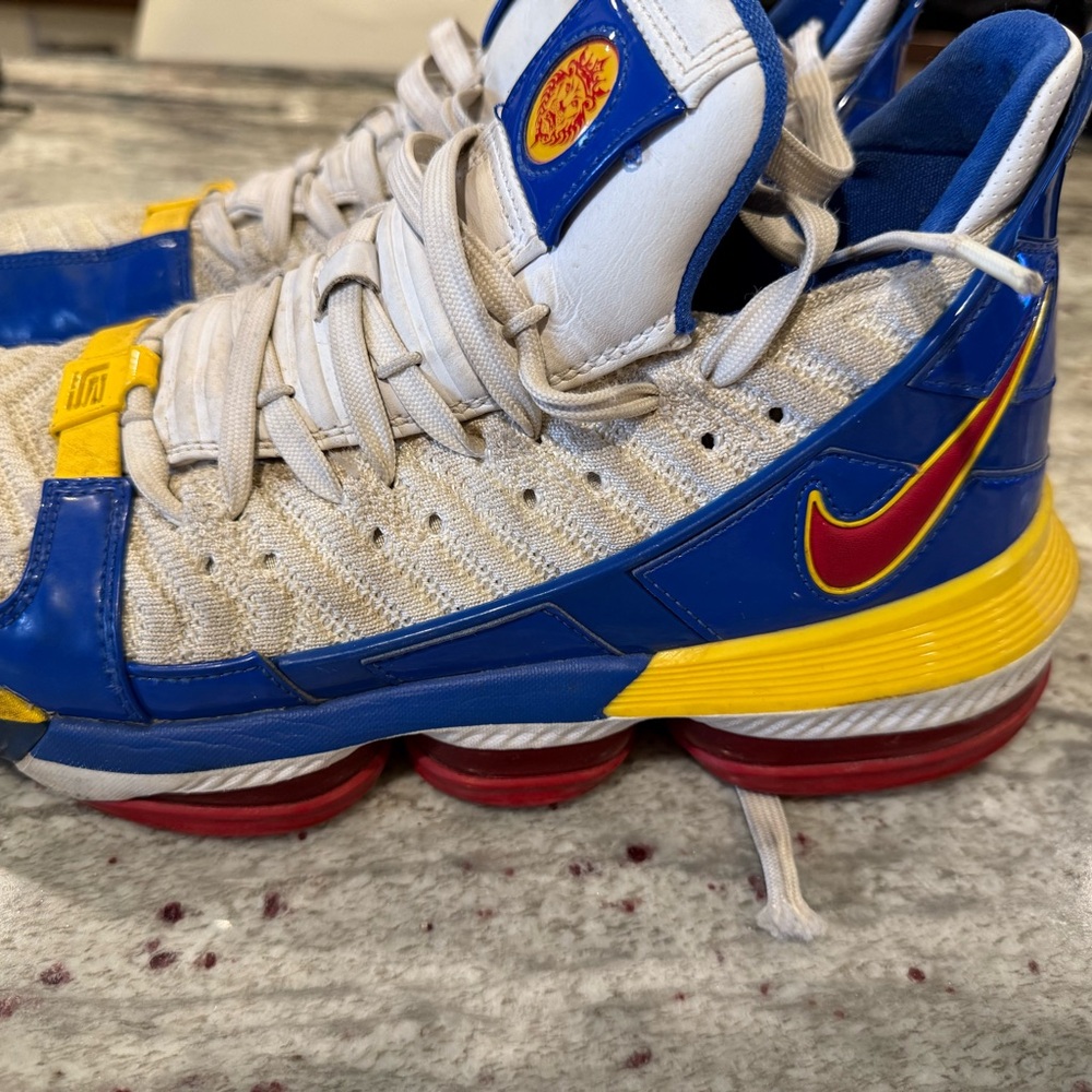 Nike LeBron James Basketball Blue Athletic Sneakers